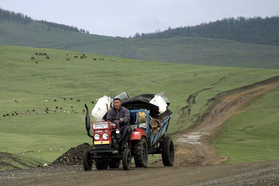 Mongolsko před volbami 2008
