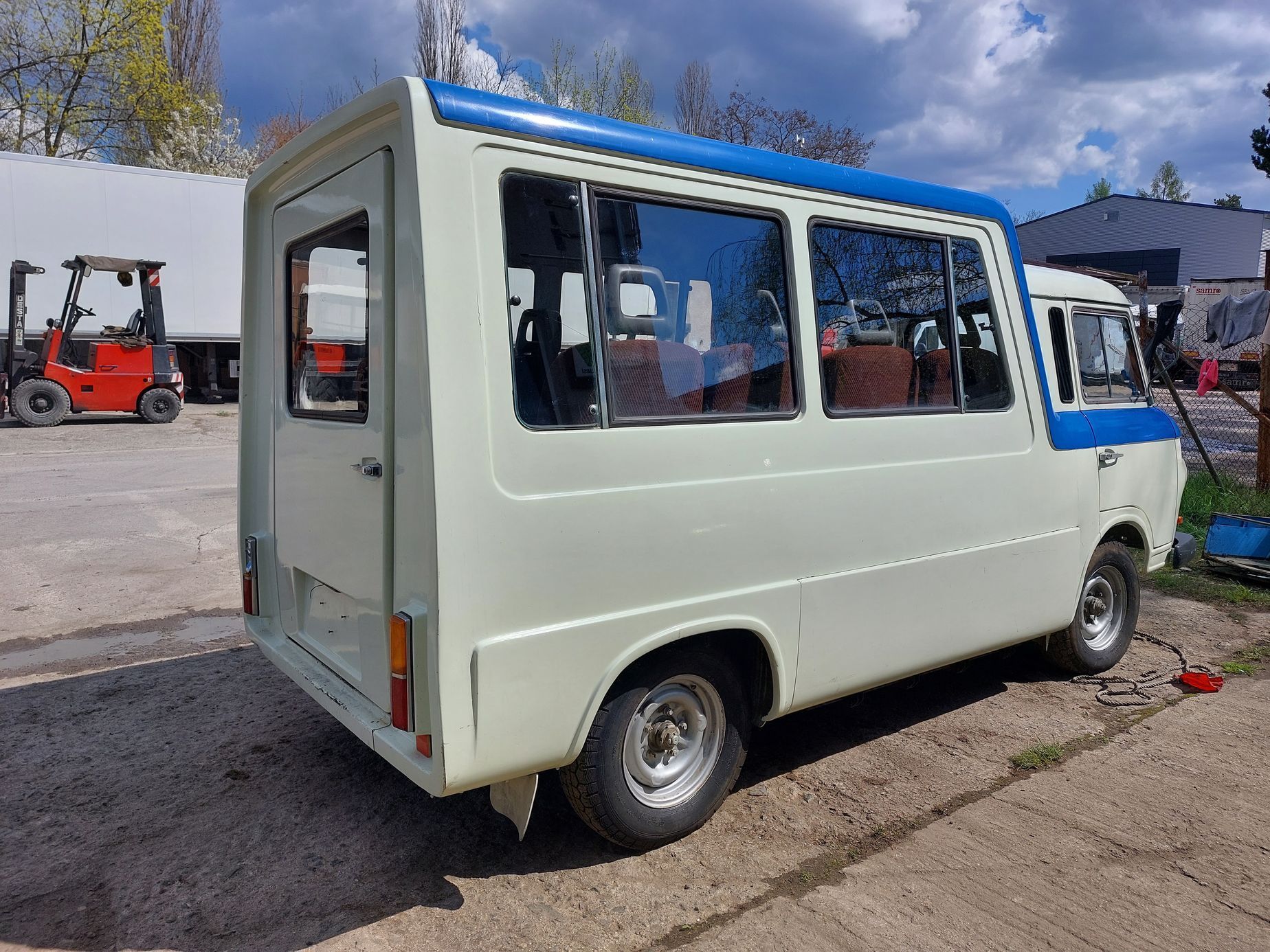 elektromobily EMA 1 a 2
