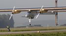 A Solar Impulse aircraft takes off at Payerne airport May 24, 2012. The Solar Impulse HB-SIA prototype aircraft, which has 12,000 solar cells built into its 64.3 metres (193 feet) wings, attempted its first intercontinental flight from Payerne to Rabat in Morocco with a few days for a technical stop and a change of pilot in Madrid. This flight will act as a final rehearsal for the 2014 round-the-world flight. REUTERS/Denis Balibouse (SWITZERLAND - Tags: TRANSPORT SCIENCE TECHNOLOGY SOCIETY) Published: Kvě. 24, 2012, 7:20 dop.