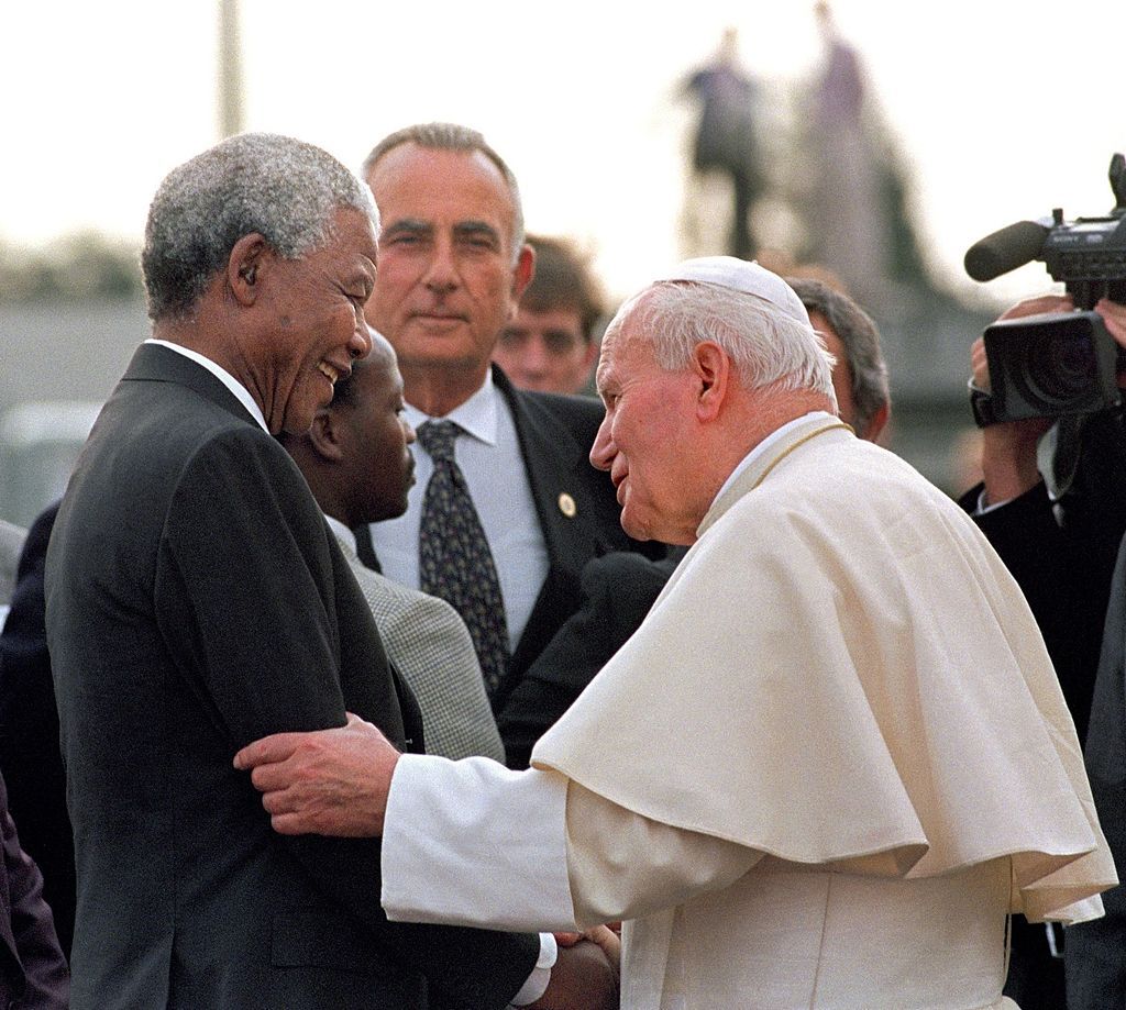 Nepoužívat v článcích! / Fotogalerie: Nelson Mandela / Papež / 1995