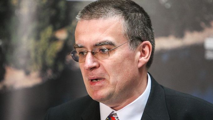 Ministr dopravy Zdeněk Žák.