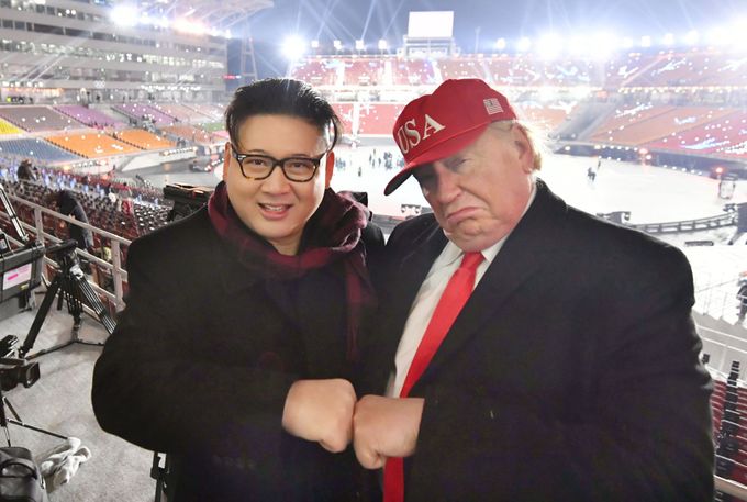 ZOH 2018: dvojníci Donalda Trumpa a Kim Čong-una
