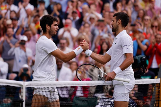 Carlos Alcaraz a Novak Djokovič