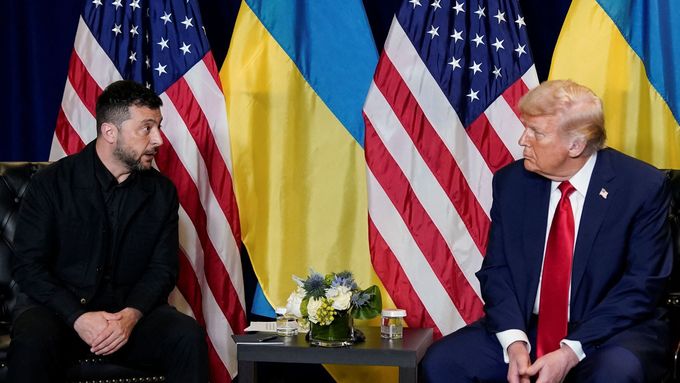 Americký prezident Donald Trump se setkal s ukrajinským prezidentem Volodymyrem Zelenským během 80. zasedání Valného shromáždění OSN.