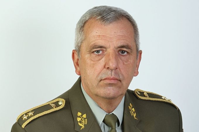 První zástupce náčelníka generálního štábu Ivo Střecha.