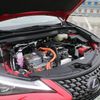 Lexus UX300e elektromobil