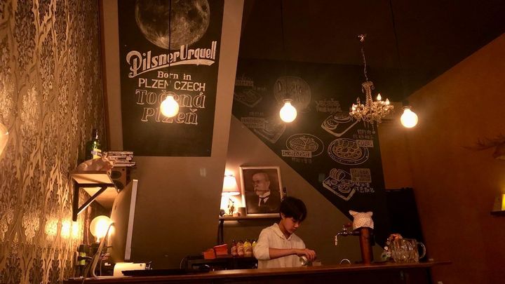 Byl tu i Vystrčil. Restaurace na Tchaj-wanu láká na české pivo a česnečku; Zdroj foto: Jana Václavíková