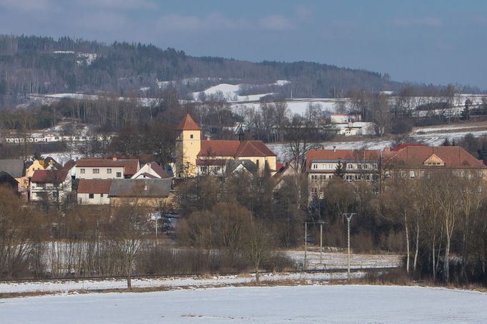 Dolní Cerekev na Vysočině u lokality Hrádek, zvažované pro výstavbu hlubinného jaderného úložiště.