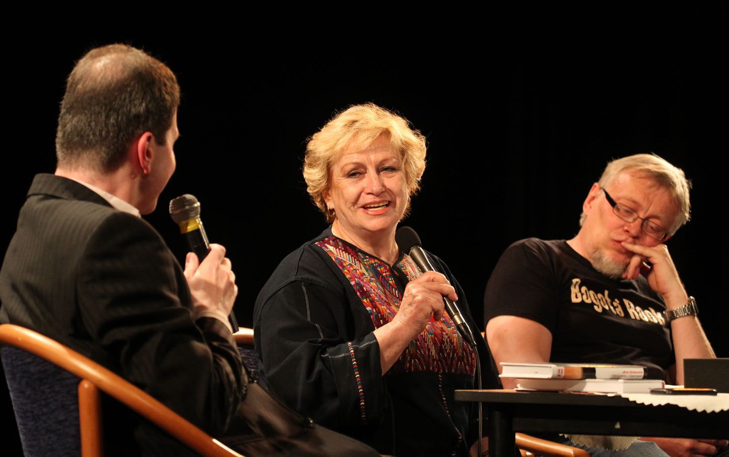 Jakub Železný, Věra Čáslavská, Pavel Kosatík a představování knihy: Život na Olympu