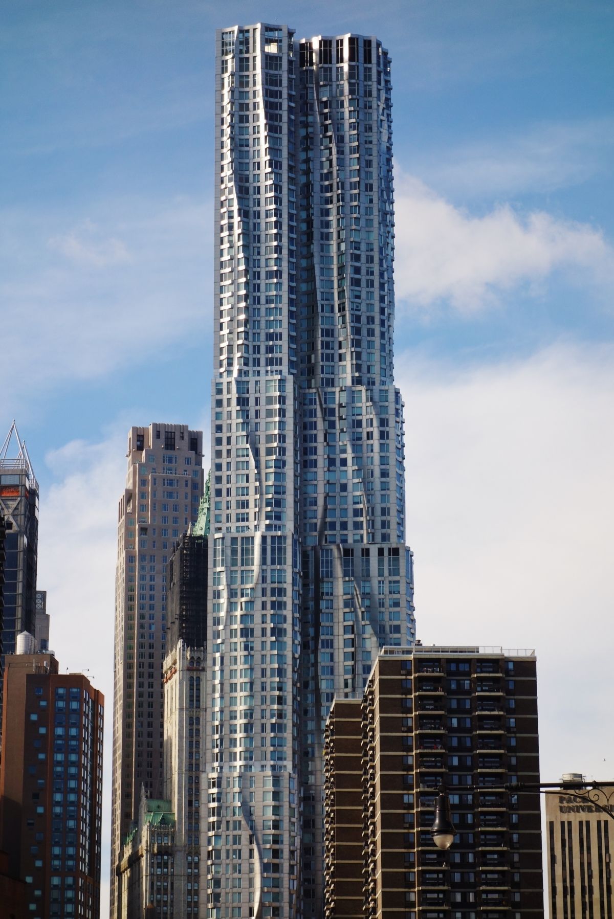 8 Spruce Street, New York by Frank Gehry