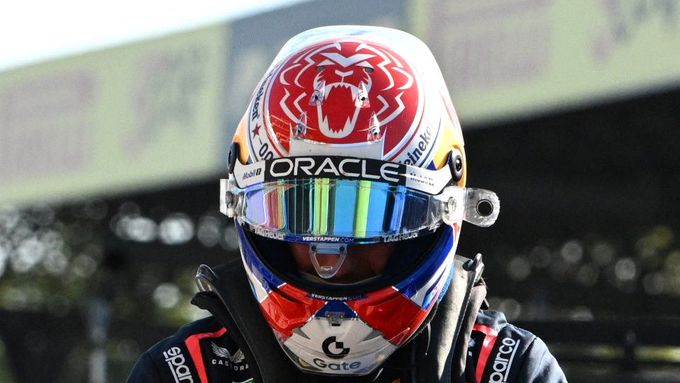 Max Verstappen z Red Bullu slaví triumf v kvalifikaci VC Itálie F1 2025