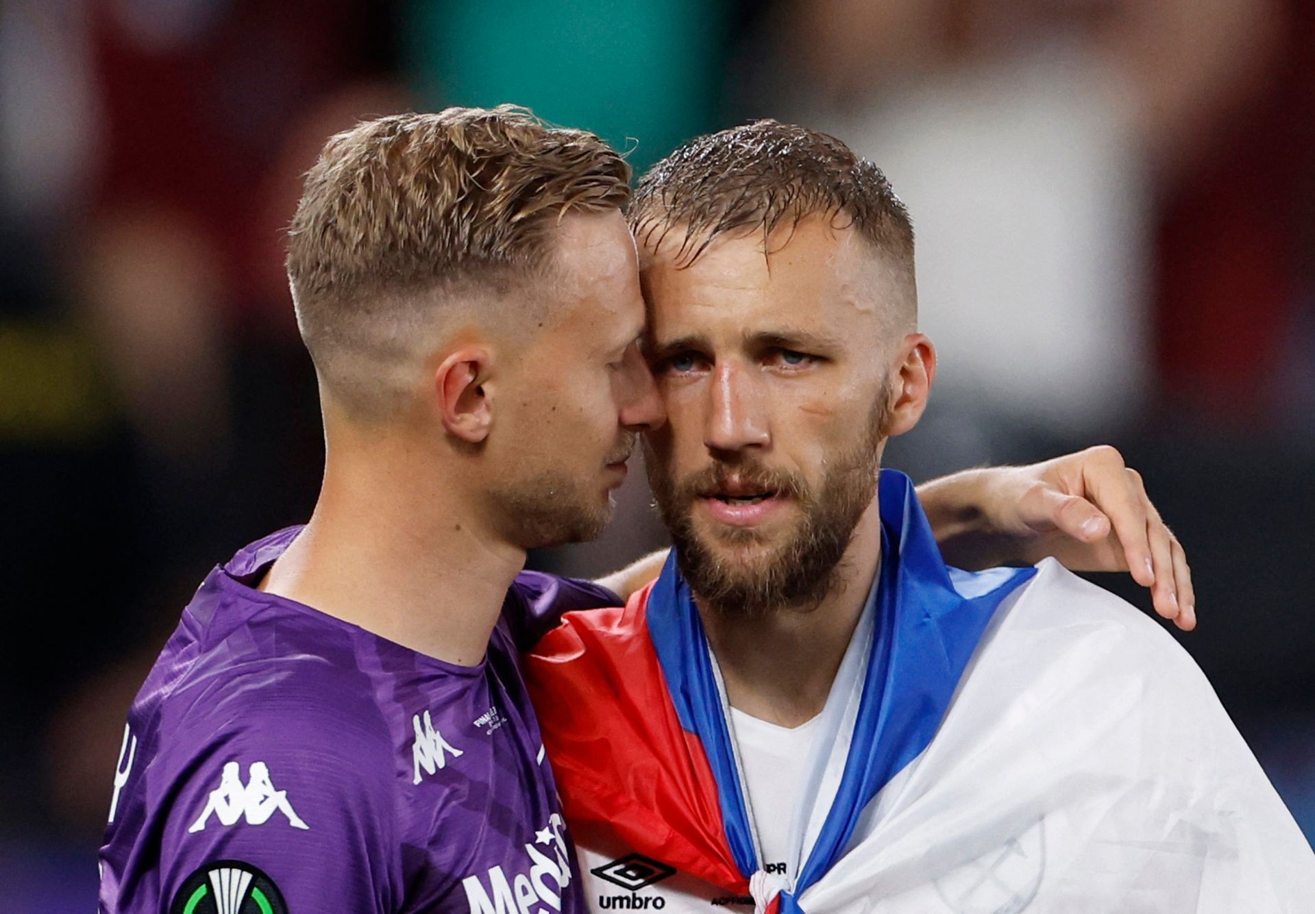 Antonín Barák a Tomáš Souček po finále Konferenční ligy Fiorentina - West Ham