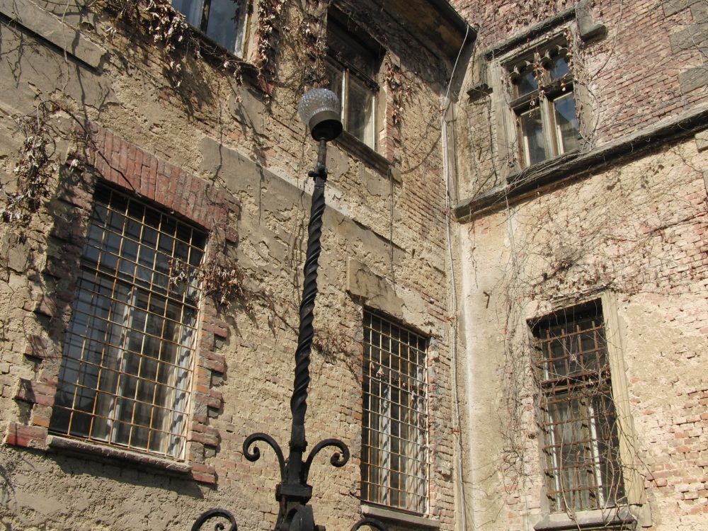 Larischova vila - Zámeček Pardubice - Tesla
