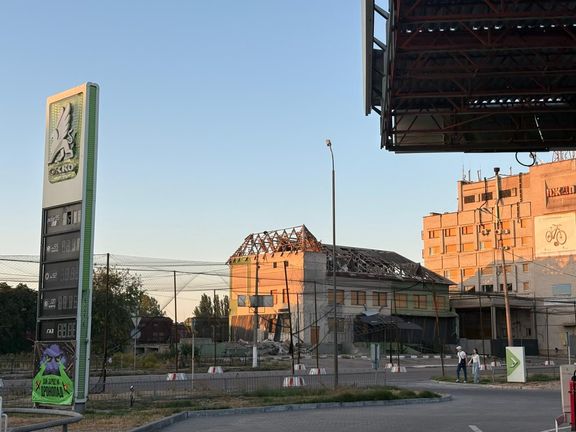 V Chersonu jsou protidronové sítě doslova na každém kroku. Skoro každý den tu Rusové zabijí a zraní několik civilistů.