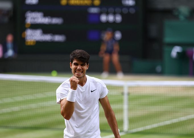 Carlos Alcaraz ve finále Wimbledonu