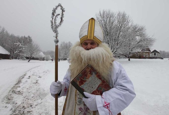 Mikuláš ve skanzenu.