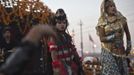 Artists dressed as Hindu deities take part in a religious procession near the banks of river Ganges ahead of the "Kumbh Mela" (Pitcher Festival) in the northern Indian city of Allahabad January 11, 2013. During the festival, Hindus take part in a religious gathering on the banks of the river Ganges. "Kumbh Mela" will return to Allahabad in 12 years. REUTERS/Ahmad Masood (INDIA - Tags: RELIGION SOCIETY) Published: Led. 11, 2013, 6:13 odp.