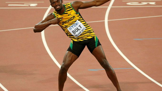 Usain Bolt i přes problémy v semifinále slaví deváté zlato ze světového šampionátu v kariéře.
