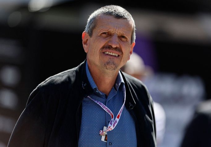 Guenther Steiner během VC Bahrajnu 2024