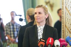 Dala jsem premiérovi tip, ale nechci to zakřiknout, tají jméno svého nástupce Valachová