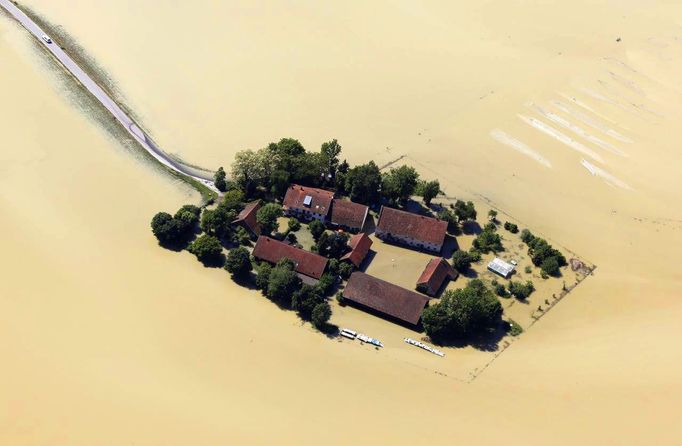 Zaplavená víska nedaleko Deggendorfu