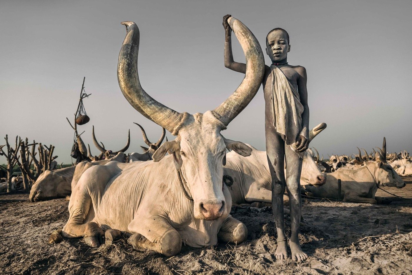 mundari kmen afrika