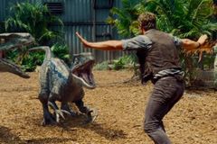 Trailer: Dinosauři v Jurském světě se opět vymykají kontrole