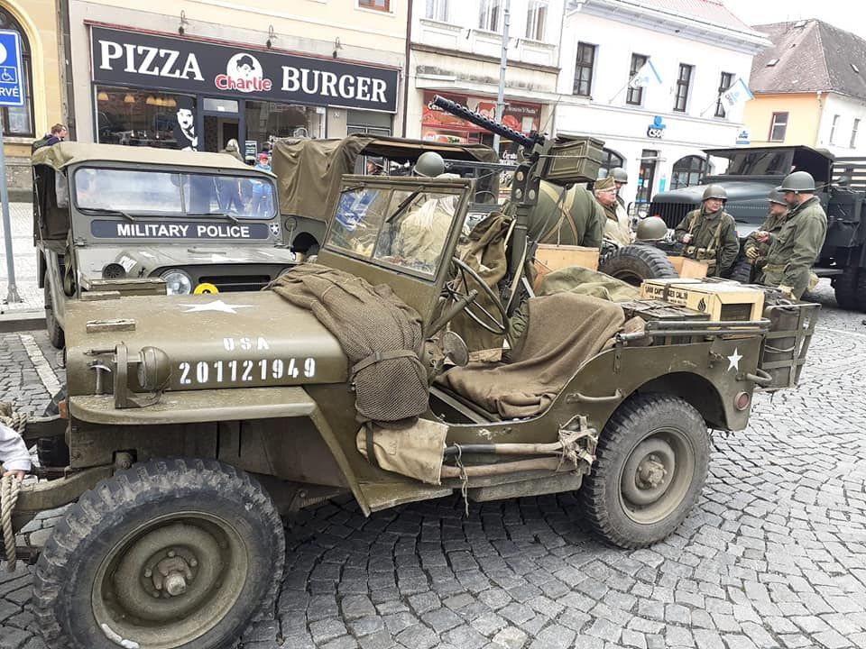 Oslavy konec 2SV WWII Velichovky americká armáda