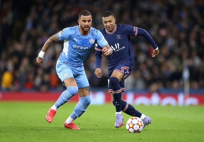 Kyle Walker a Kylian Mbappé