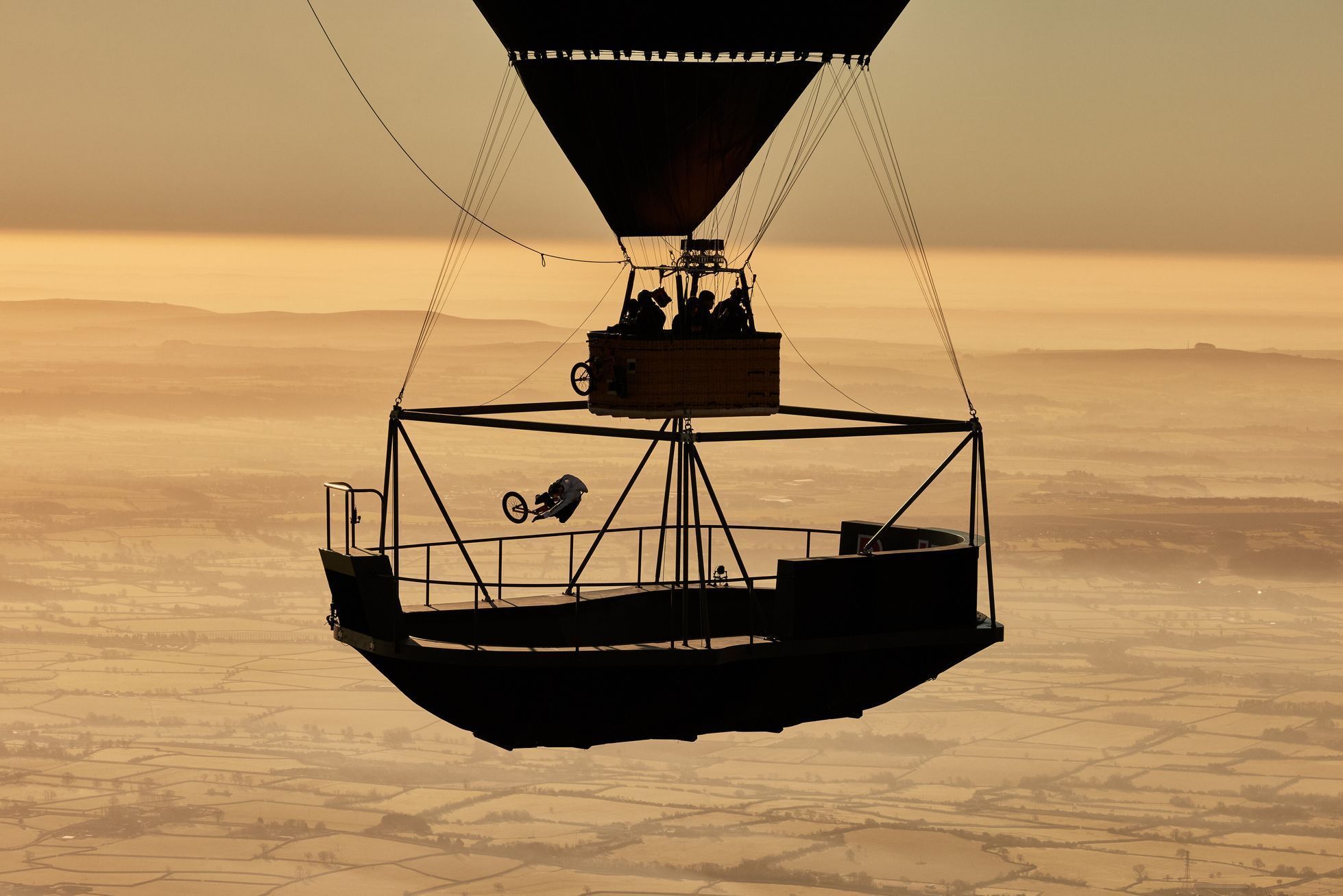 Neuvěřitelné výkony dobrodruhů za poslední rok, Red Bull Content Pool