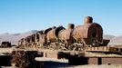 BOLIVIA: Train cemetery is children's playground paradise 2008-12-01 00:00:00 For almost two centuries, old trains from the Potosi-Chili railway line have ended their days at a train cemetery, a few hundred metres from the town of Uyuni. For many years, Bolivian authorities have intended to turn the train graveyard into a museum, however, no specific plans have been made. It remains the perfect playground for the children from Uyuni who play on the rusty train carcasses, reenacting heist scenes from old Westerns. Uyuni, BOLIVIA - December 2008./0901131127