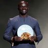 Zlatý míč 2022: Sadio Mané (Bayern Mnichov) se Sókratovou trofejí
