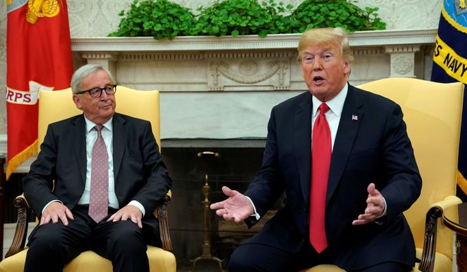 Donald Trump a Jean-Claude Juncker v Bílém domě