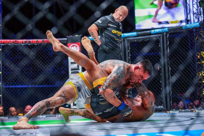 Oktagon 45: Lucas Alsina a Karlos Vémola.