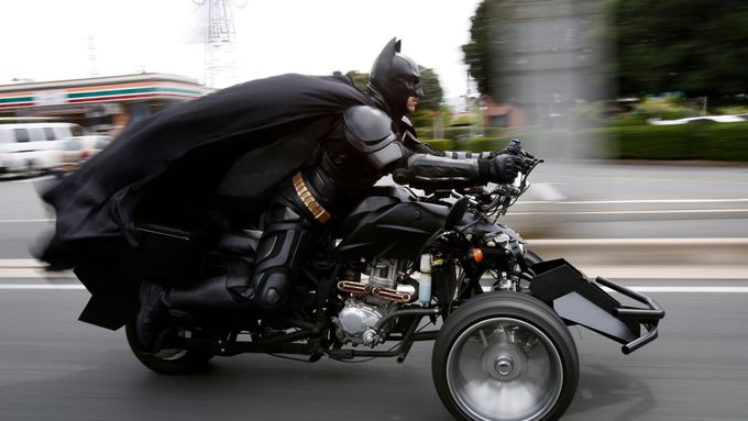 V ulicích Tokia řádí Batman. Pro místní je atrakcí i záhadou