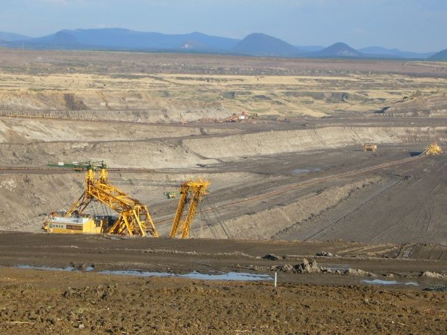 Povrchový důl ČSA