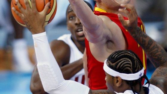 Souboj velmocí na olympiádě. V basketbalu