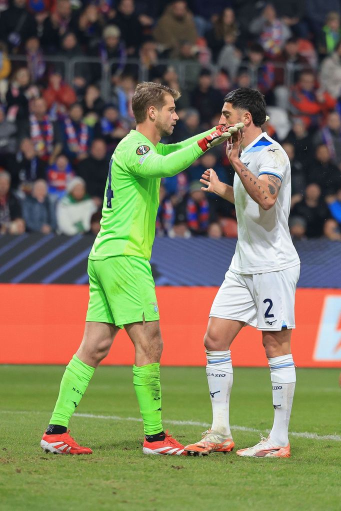 Ivan Provedel a Samuel Gigot v zápase EL Viktora Plzeň - Lazio