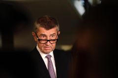Babiš doručil sněmovně dopis o svých příjmech. Kdo nepodnikal, nepochopí, řekl