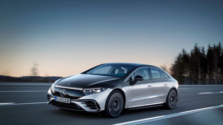 Mercedes bude do deseti let připraven na čistou elektromobilitu. Vydá bilion korun; Zdroj foto: Mercedes