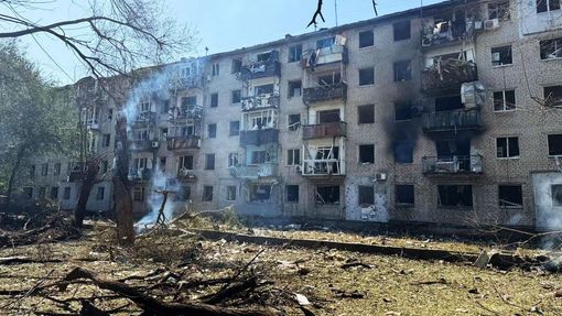 Jeden člověk zahynul a 53 utrpělo zranění při pátečním ruském náletu na město Pavlohrad.