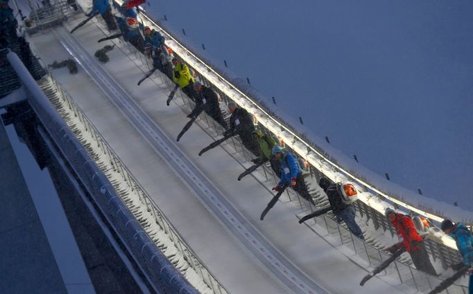 Turné 4M, Oberstdorf: úprava můstku