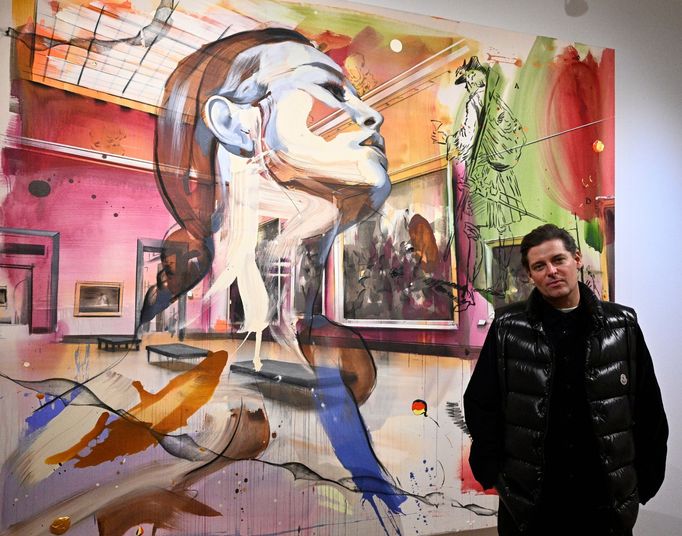 Martin Krajc na výstavě svých děl ve Ville Pellé.