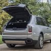 Rolls-Royce Phantom a Cullinan