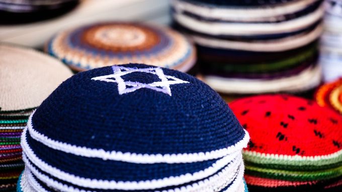 Kontakty židovské a muslimské obce v Německu jsou normální - baví se mimo jiné o zabezpečení svých objektů.