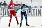 Ruský lyžař neunesl porážku. Soupeře praštil holí a v cíli ho surově srazil