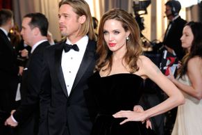 Obrazem: Konec velké lásky. Angelina Jolie a Brad Pitt se rozvádějí