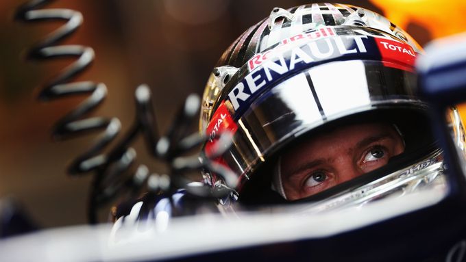 Sebastian Vettel hledí vstříc třetímu titulu mistra světa.