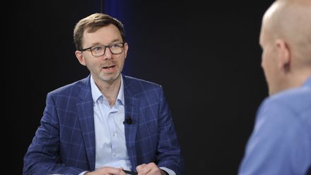 Evropa chce masivně zbrojit, ale má na to? Ekonom vysvětluje klíčové souvislosti