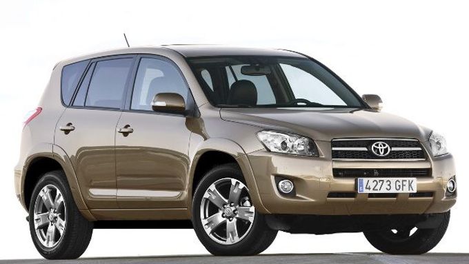 Toyota kvůli přírodní katastrofě nevyrobila statisíce aut